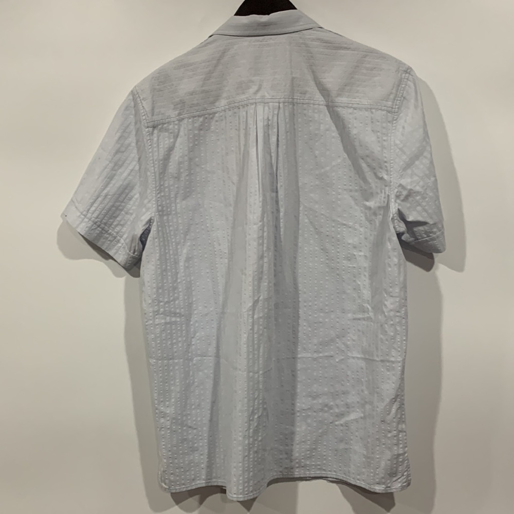 A3️⃣ Tommy Bahama Casual Button Down Shirt Lg - Picture 7 of 9